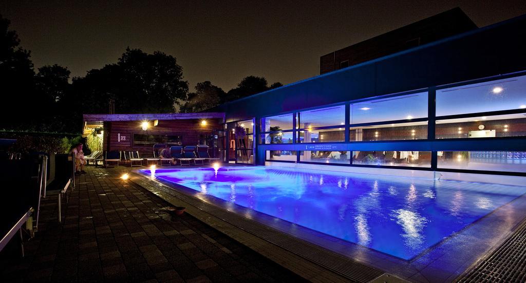Hotel Thermen Dilbeek Zewnętrze zdjęcie